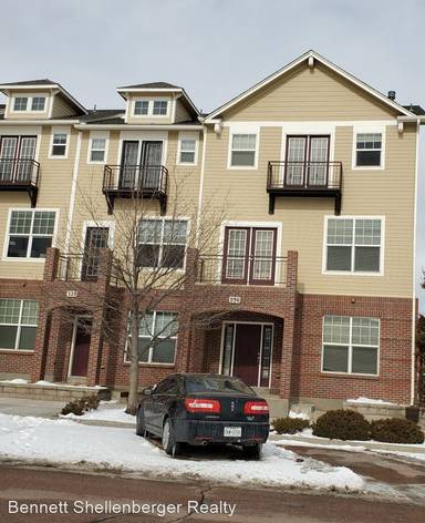 Main picture of 330 E Fountain Blvd