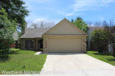 Main picture of 16905 Columbine St