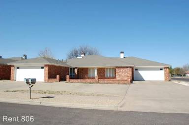 Main picture of 7902 Aberdeen Ave