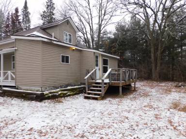 Main picture of 4590 Main St
