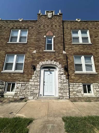 Main picture of 3847 Gustine Ave