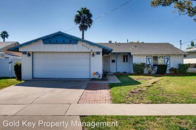 Main picture of 8413 Lake Gaby Ave