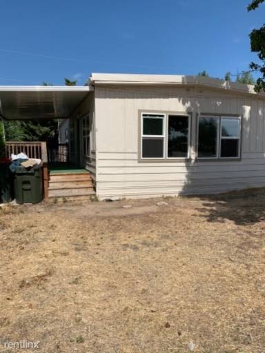 Main picture of 4 Rose Cir