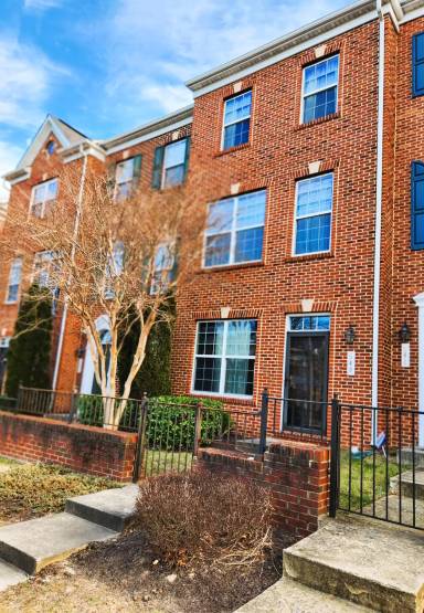 Main picture of 543 Garrett a Morgan Blvd