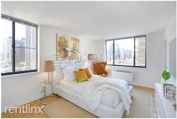 Main picture of 41 West 90th St