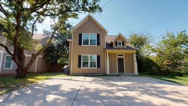 Main picture of 205 Sterling St
