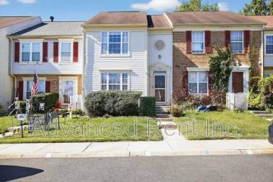 Main picture of 339 Overlea Pl