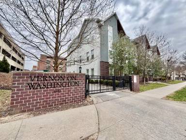 Main picture of Vernon on Washington - 4445-102