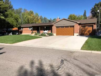 Main picture of 3005 S Jonetta Dr