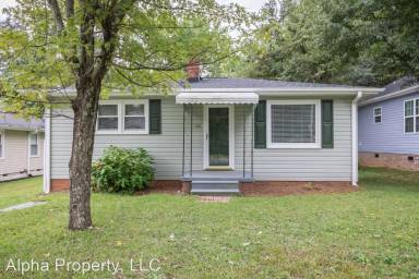 Main picture of 106 Clayton St