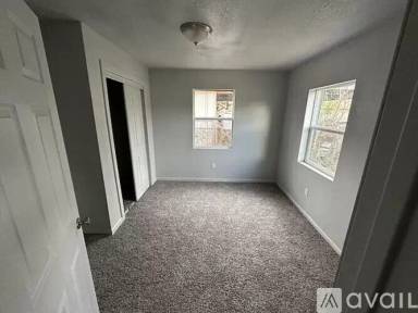 Main picture of 2509 S Blackwelder Ave