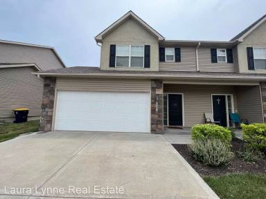 Main picture of 9407 N Lenox Ave