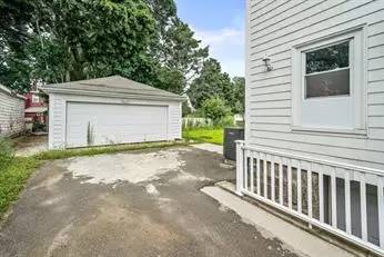 Main picture of 72 Standish Ave