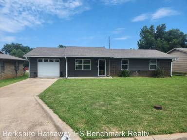 Main picture of 8 Cheyenne Dr