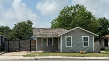 Main picture of 1114 Fresno