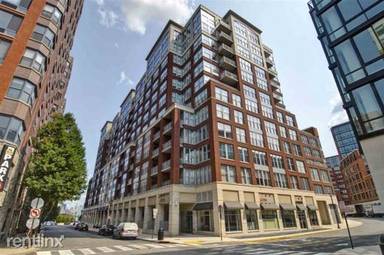 Main picture of Maxwell Place Condos