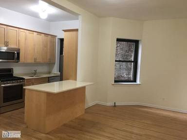 Main picture of 212 Grand St
