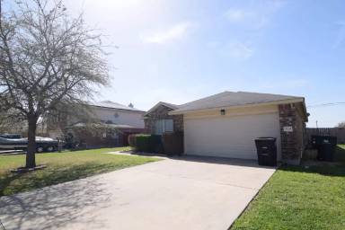 Main picture of 7115 Rickey Dr