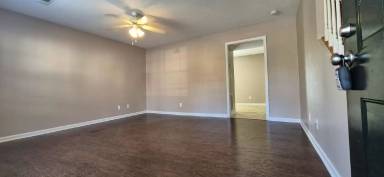Main picture of 4701 Scepter Way