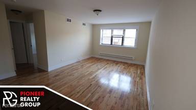 Main picture of 555 W Arlington Apartments