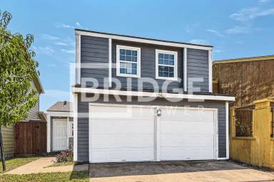Main picture of 12413 Centre Ct
