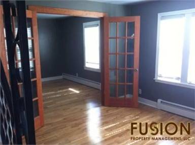Main picture of 89 Hood St