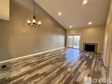 Main picture of 562 S Curtis Rd