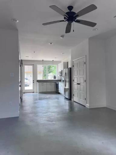 Main picture of 305 Ella St