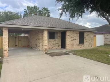 Main picture of 9206 N 32nd Ln