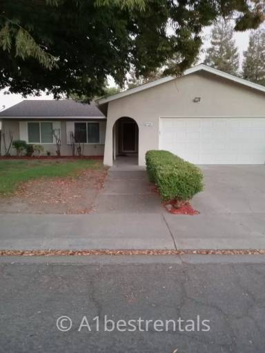 Main picture of 1728 Woolston Way