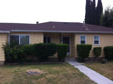 Main picture of 698 King Ave