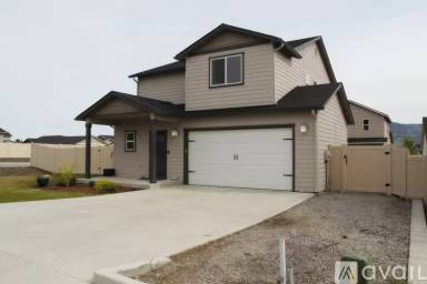 Main picture of 2285 2nd St SE