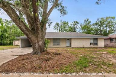 Main picture of 2426 Oak Cliff St