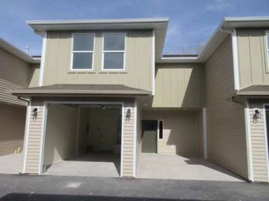 Main picture of 457 N 400 W