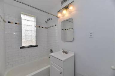 Main picture of 5347 N College Ave