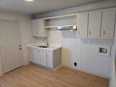 Main picture of 2520 16th Ave