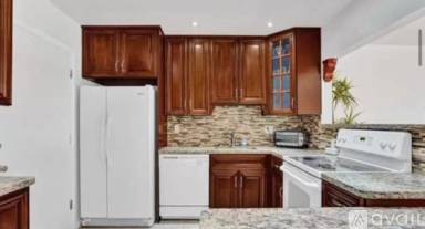 Main picture of Miramar Club Condo