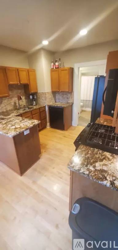 Main picture of 522 Newton Ave N