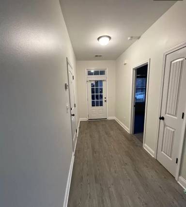 Main picture of 978 Farnsworth Dr