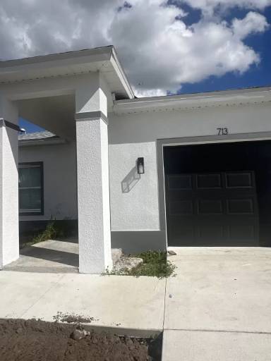 Main picture of 713 Homer Ave S