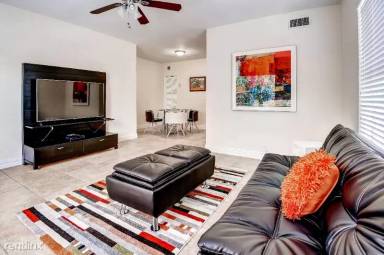 Main picture of 7315 Dickens Ave