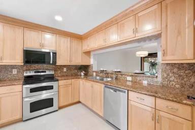 Main picture of 2047 NW 45th Ave