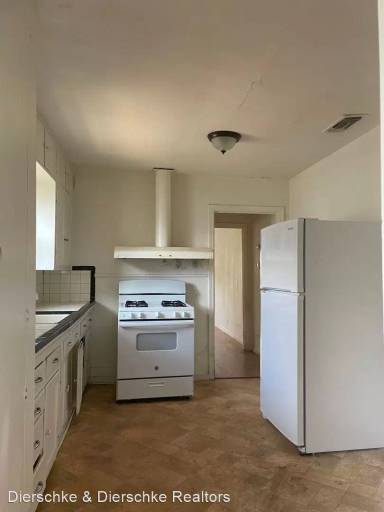 Main picture of 2401 Chestnut St