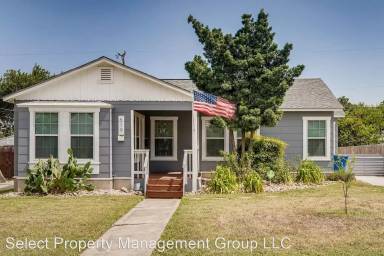 Main picture of 619 Elmwood Dr