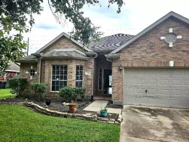 Main picture of 1103 E Hampton Dr