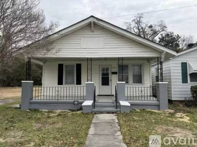 Main picture of 609 Marstellar St