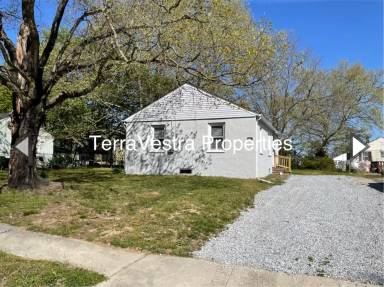 Main picture of 1207 1st Ave