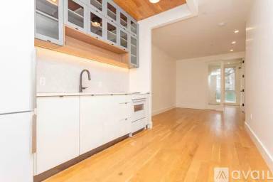 Main picture of 195 Sullivan Pl