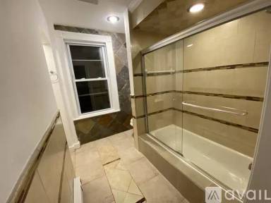 Main picture of 411 Highland Ave