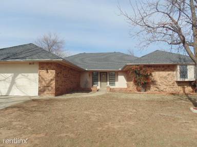 Main picture of 8117 NW 81st St